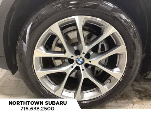 Used 2025 BMW X5 xDrive40i w/ Parking Assistance Package image 27