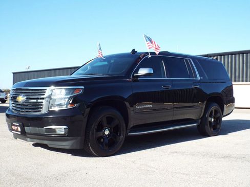 Used 2015 Chevrolet Suburban LTZ image 1