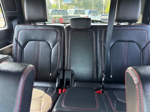Used 2023 Ford Expedition Limited AWD/4WD image 23