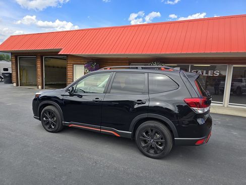 Used 2024 Subaru Forester Sport image 6