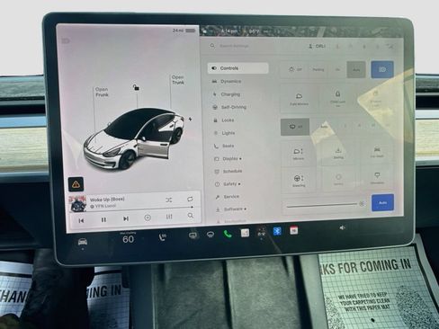 Used 2021 Tesla Model 3 Standard Range Plus RWD image 13