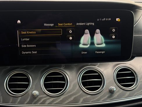 Used 2021 Mercedes-Benz E 63 AMG S image 30