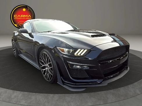 Used 2017 Ford Mustang GT Premium w/ Equipment Group 401A RWD image 8