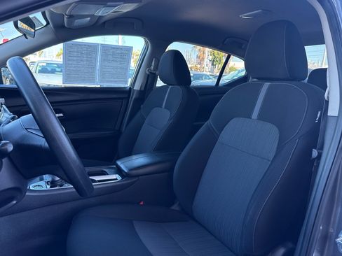 Used 2024 Nissan Sentra SV FWD image 5