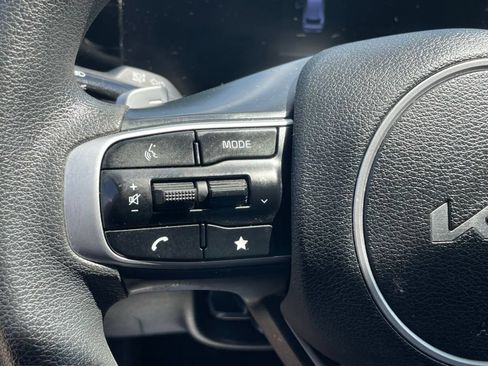 Certified 2023 Kia Sportage LX AWD/4WD image 26