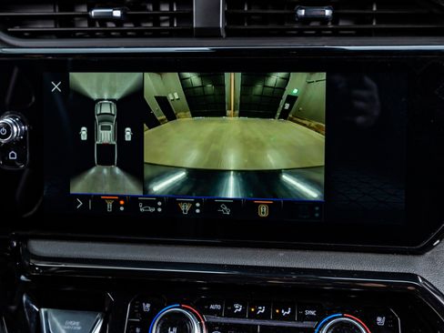 Used 2024 GMC Sierra 1500 AT4 w/ AT4 Preferred Package image 25