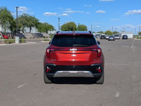 Certified 2026 Kia Seltos SX w/ SX Sunroof Package image 4