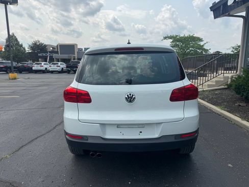 Used 2014 Volkswagen Tiguan S FWD image 4