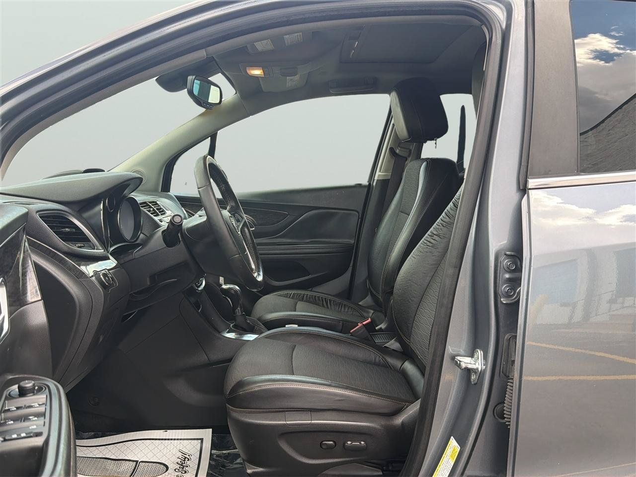 Used 2015 Buick Encore Convenience AWD/4WD image 11