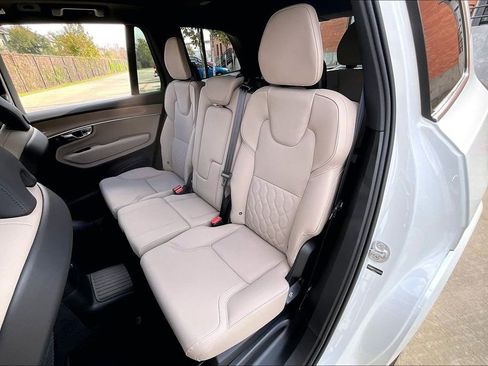 New 2026 Volvo XC90 T8 Plus image 29