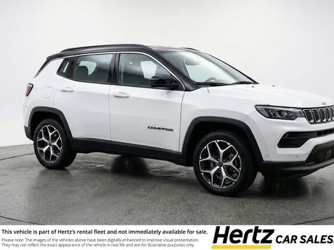 Used 2025 Jeep Compass Limited image 1