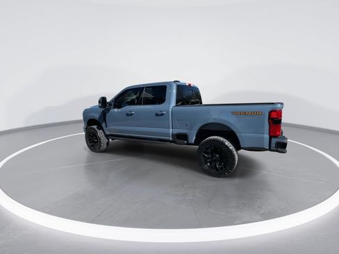 Used 2023 Ford F250 Lariat w/ Lariat Ultimate Package AWD/4WD image 12