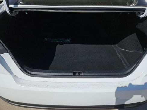 Used 2025 Toyota Camry LE image 24