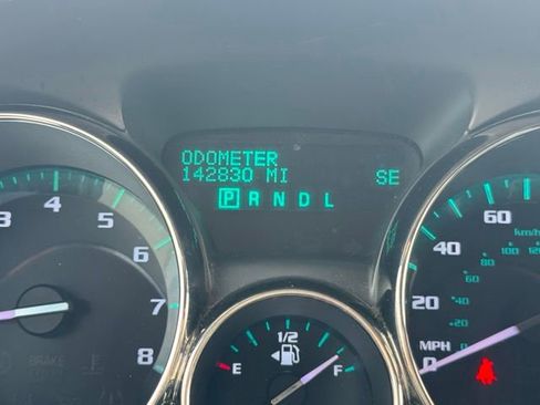 Used 2017 Buick Enclave Premium AWD/4WD image 13