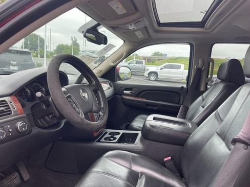 Used 2007 Chevrolet Avalanche LTZ w/ LTZ Preferred Equipment Group AWD/4WD image 11