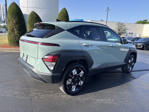 Used 2025 Hyundai Kona SEL AWD/4WD image 4