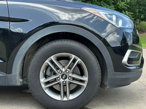 Used 2017 Hyundai Santa Fe Sport image 33