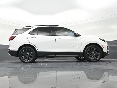 Used 2024 Chevrolet Equinox RS FWD image 31