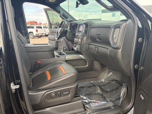 Used 2022 GMC Sierra 2500 AT4 w/ AT4 Premium Plus Package image 18