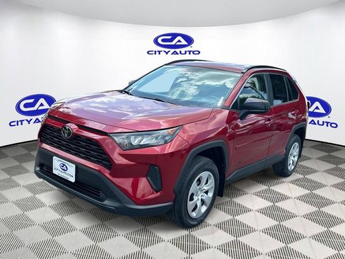 Used 2019 Toyota RAV4 LE w/ All Weather Liner Package AWD/4WD image 10
