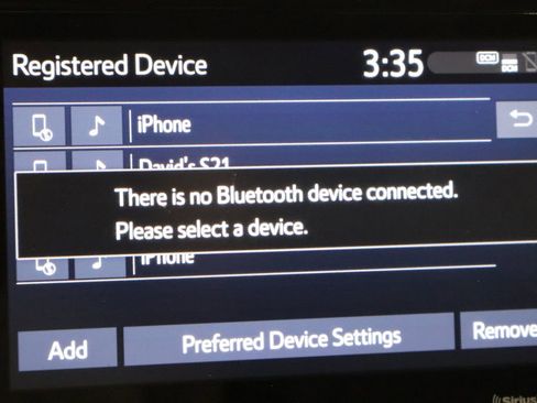 Used 2021 Toyota Highlander L image 34