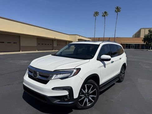 Used 2019 Honda Pilot Elite image 3