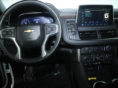 Used 2024 Chevrolet Tahoe LT AWD/4WD image 29