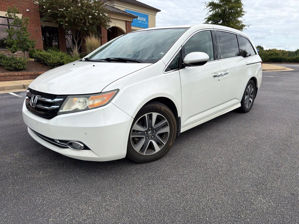 Used 2016 Honda Odyssey Touring Elite image 1