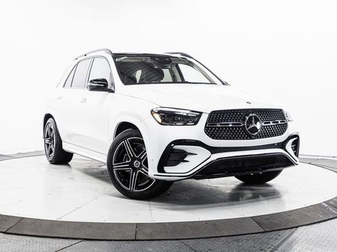 Used 2025 Mercedes-Benz GLE 450e 4MATIC image 1