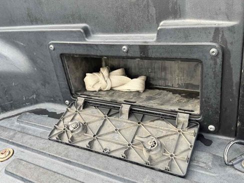 Used 2011 Toyota Tacoma PreRunner w/ SR5 Pkg #2 image 26