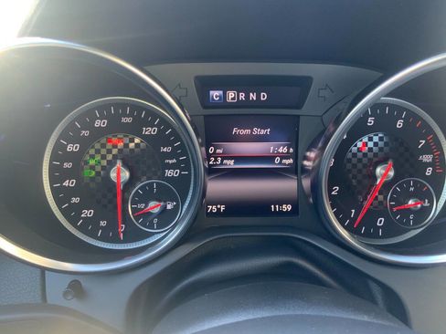 Used 2020 Mercedes-Benz SLC 300 image 18