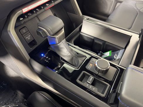 New 2026 Toyota Tundra Platinum AWD/4WD image 22