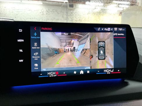 Certified 2025 BMW M235i xDrive w/ Technology Package image 22