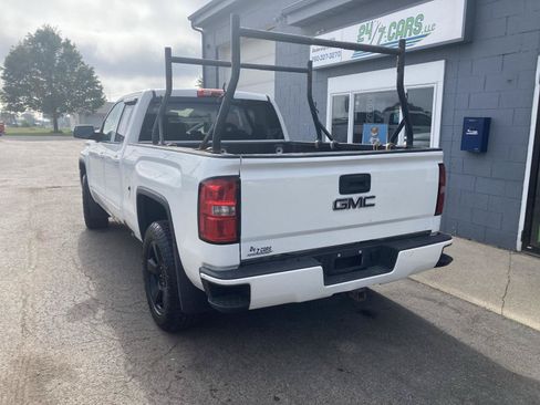 Used 2017 GMC Sierra 1500 SLE w/ SLE Value Package AWD/4WD image 5
