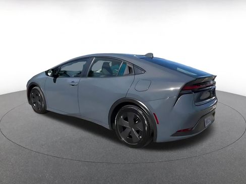 Used 2024 Toyota Prius LE image 10