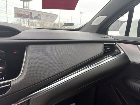 Certified 2025 Cadillac XT5 Premium Luxury image 20