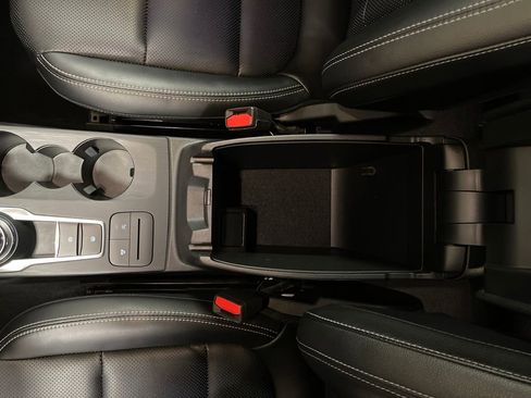 Used 2022 Ford Escape SEL w/ Class II Trailer Tow Package image 13