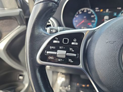 Used 2022 Mercedes-Benz GLC 300 image 17