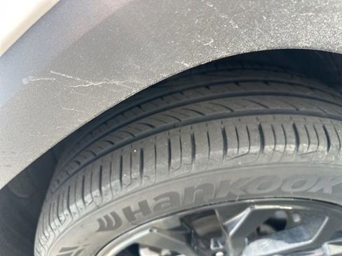 Used 2020 GMC Terrain SLE w/ Driver Convenience Package image 9