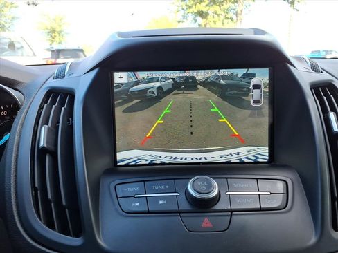 Used 2018 Ford Escape SEL image 21