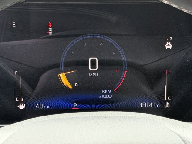 Used 2025 Chevrolet Trax LT w/ LT Convenience Package FWD image 15