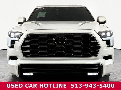Used 2024 Toyota Sequoia Platinum AWD/4WD image 2