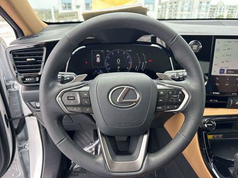 Certified 2025 Lexus NX 250 FWD w/ Accessory Package (Z2) image 14