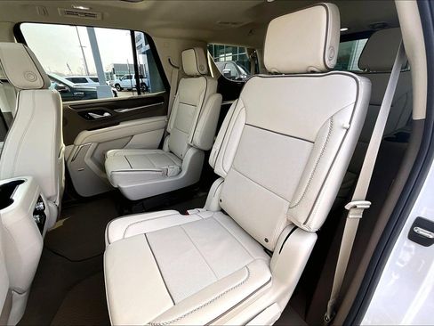 Used 2024 GMC Yukon Denali image 22