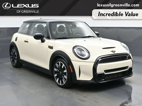 Used 2022 MINI Cooper S w/ Premium Package FWD image 2