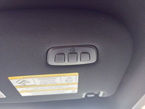 Used 2022 Ford F350 Platinum image 17