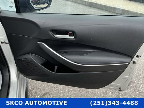 Used 2022 Toyota Corolla SE FWD image 12