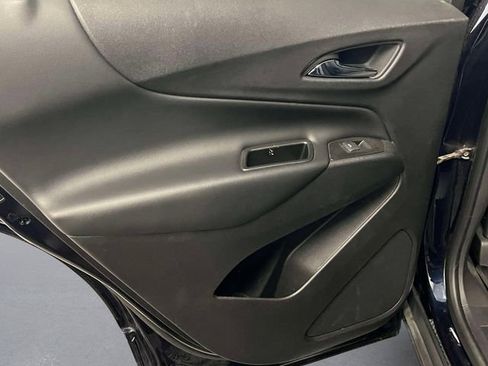 Used 2020 Chevrolet Equinox LT w/ LPO, Floor Liner Package AWD/4WD image 11