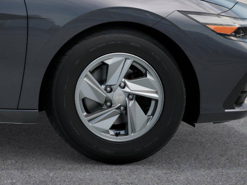 New 2026 Hyundai Elantra SE FWD image 8