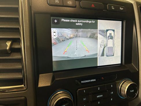 Used 2019 Ford F150 Raptor w/ Equipment Group 802A Luxury image 19